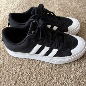 adidas Women's Bravada Platform Sneaker Size 10